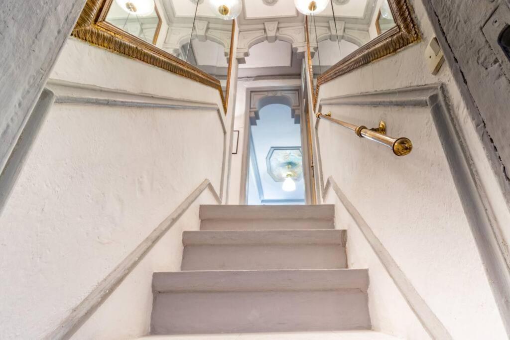 Firenze Duomo 400 Metri *Dimora Degli Specchi* Apartment Екстериор снимка